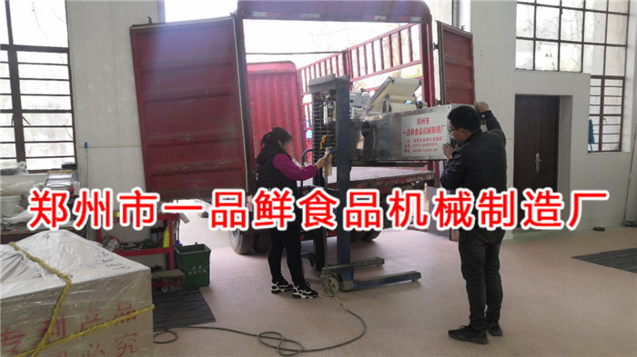 山西長治客戶訂購的1型面館用燴面機發貨啦(圖2)