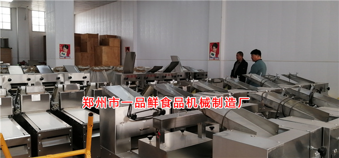 甘肅老客戶(hù)在一品鮮設(shè)備展廳 甘肅老客戶(hù)在一品鮮設(shè)備展廳